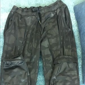 Camo textured joggers.